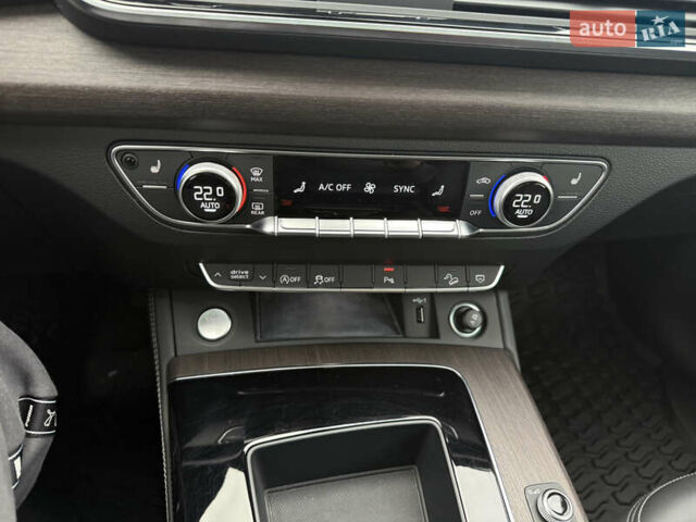 Білий Ауді Ку 5, об'ємом двигуна 1.98 л та пробігом 18 тис. км за 39500 $, фото 30 на Automoto.ua