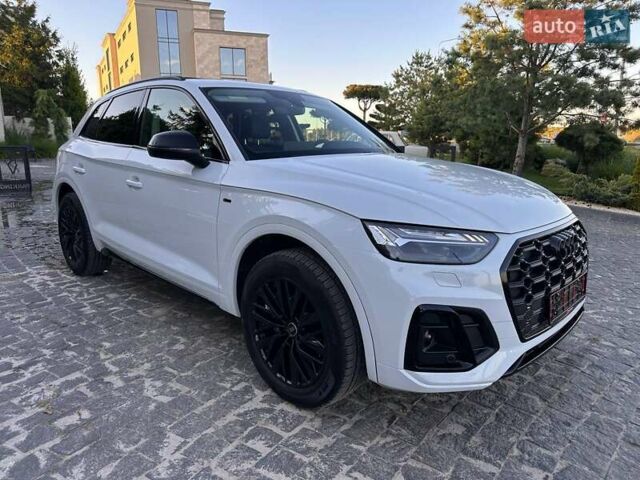Белый Ауди Ку 5, объемом двигателя 1.98 л и пробегом 19 тыс. км за 36000 $, фото 8 на Automoto.ua