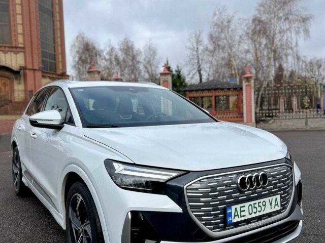 Білий Ауді Ку 5, об'ємом двигуна 0 л та пробігом 14 тис. км за 29600 $, фото 4 на Automoto.ua