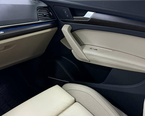 Ауди Ку 5 2023 в Одессе на Automoto.ua Белый Ауди Ку 5, объемом двигателя 1.98 л и пробегом 29 тыс. км за 44500 $, фото 23 на Automoto.ua