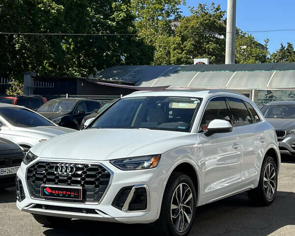 Белый Ауди Ку 5, объемом двигателя 1.98 л и пробегом 15 тыс. км за 41500 $, фото 6 на Automoto.ua