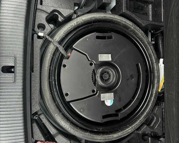 Білий Ауді Ку 5, об'ємом двигуна 1.98 л та пробігом 18 тис. км за 39500 $, фото 44 на Automoto.ua