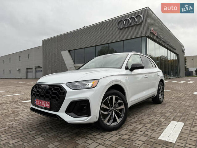 Ауди Ку 5 2023 в Львове на Automoto.ua Белый Ауди Ку 5, объемом двигателя 2 л и пробегом 16 тыс. км за 39500 $, фото 12 на Automoto.ua