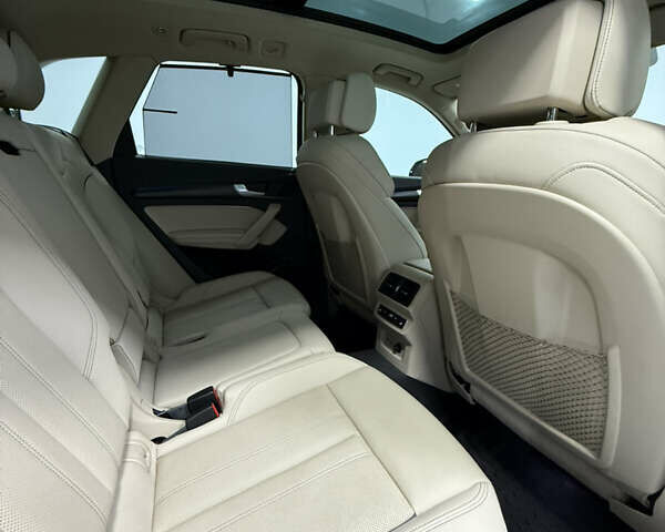 Ауди Ку 5 2023 в Одессе на Automoto.ua Белый Ауди Ку 5, объемом двигателя 1.98 л и пробегом 29 тыс. км за 44500 $, фото 38 на Automoto.ua