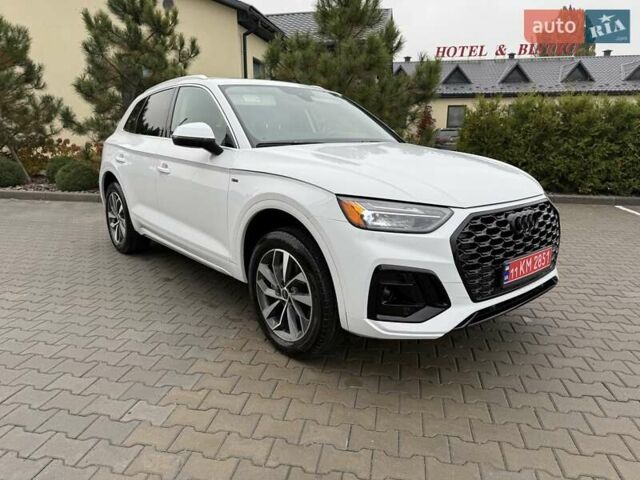 Ауди Ку 5 2023 в Виннице на Automoto.ua Белый Ауди Ку 5, объемом двигателя 1.98 л и пробегом 11 тыс. км за 34400 $, фото 3 на Automoto.ua