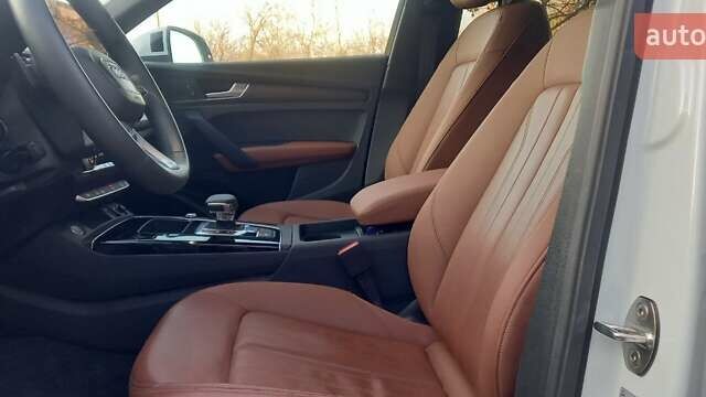 Білий Ауді Ку 5, об'ємом двигуна 1.98 л та пробігом 25 тис. км за 36000 $, фото 14 на Automoto.ua