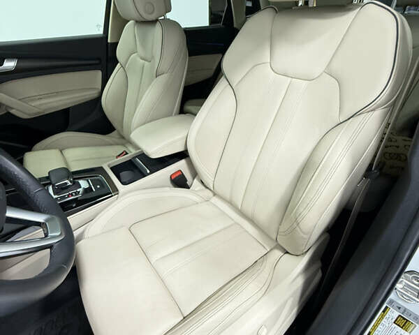 Ауди Ку 5 2023 в Одессе на Automoto.ua Белый Ауди Ку 5, объемом двигателя 1.98 л и пробегом 29 тыс. км за 44500 $, фото 18 на Automoto.ua