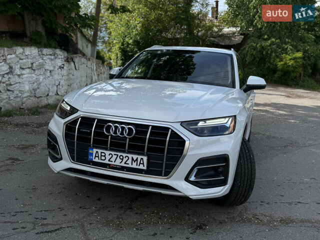 Білий Ауді Ку 5, об'ємом двигуна 1.98 л та пробігом 13 тис. км за 42900 $, фото 3 на Automoto.ua