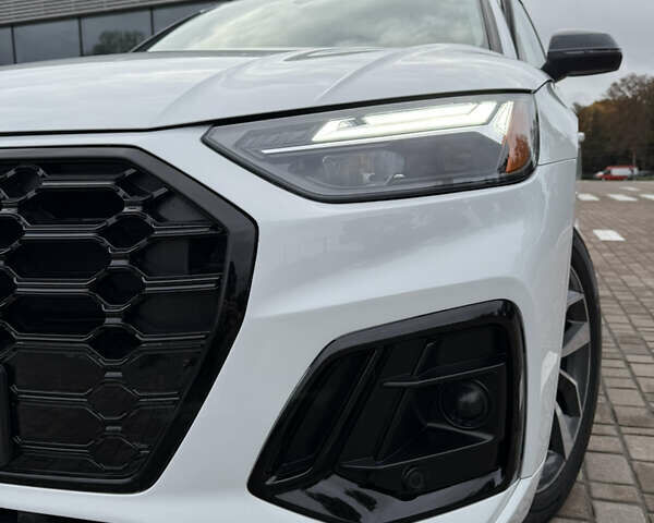 Ауди Ку 5 2023 в Львове на Automoto.ua Белый Ауди Ку 5, объемом двигателя 2 л и пробегом 16 тыс. км за 39500 $, фото 41 на Automoto.ua