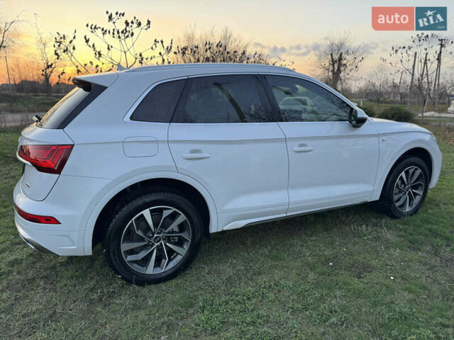 Белый Ауди Ку 5, объемом двигателя 1.98 л и пробегом 20 тыс. км за 36900 $, фото 6 на Automoto.ua