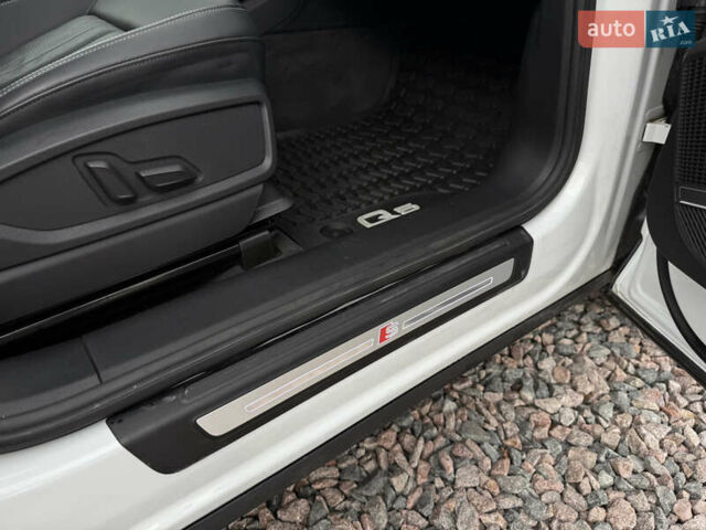 Білий Ауді Ку 5, об'ємом двигуна 1.98 л та пробігом 18 тис. км за 39500 $, фото 19 на Automoto.ua