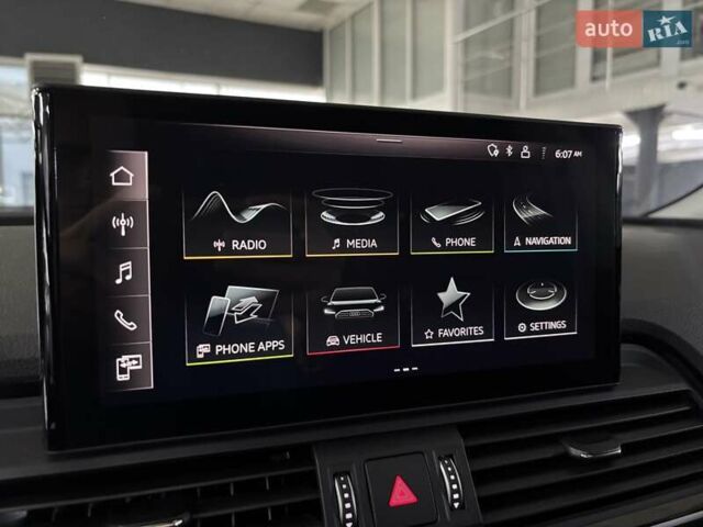 Білий Ауді Ку 5, об'ємом двигуна 2 л та пробігом 22 тис. км за 46500 $, фото 19 на Automoto.ua