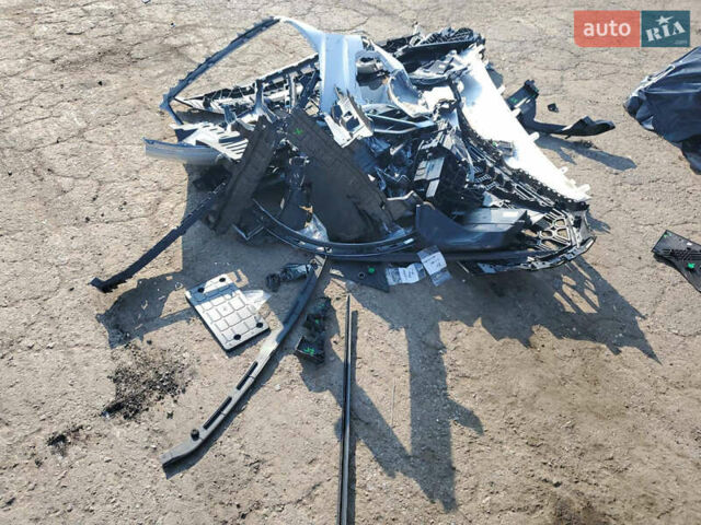 Белый Ауди Ку 5, объемом двигателя 1.98 л и пробегом 47 тыс. км за 28050 $, фото 11 на Automoto.ua