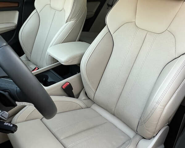 Белый Ауди Ку 5, объемом двигателя 1.98 л и пробегом 15 тыс. км за 41500 $, фото 32 на Automoto.ua