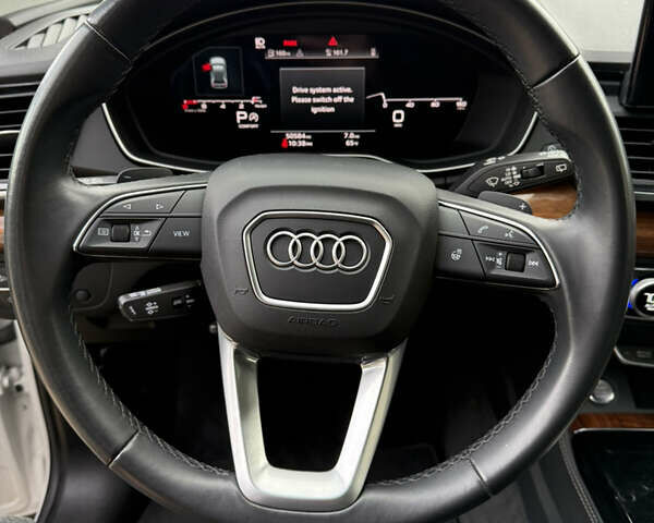 Белый Ауди Ку 5, объемом двигателя 1.98 л и пробегом 80 тыс. км за 38500 $, фото 18 на Automoto.ua