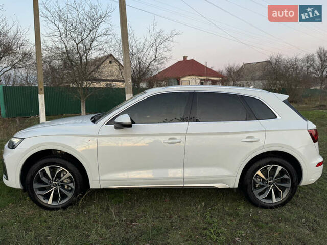 Белый Ауди Ку 5, объемом двигателя 1.98 л и пробегом 20 тыс. км за 36900 $, фото 11 на Automoto.ua