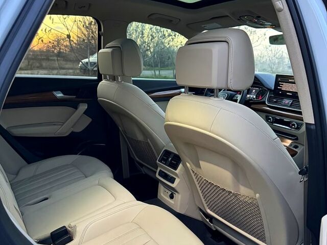 Белый Ауди Ку 5, объемом двигателя 2 л и пробегом 20 тыс. км за 36900 $, фото 12 на Automoto.ua