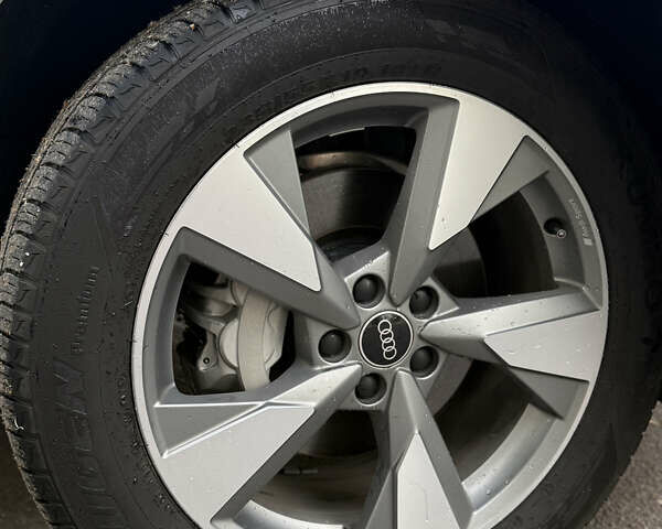 Білий Ауді Ку 5, об'ємом двигуна 1.98 л та пробігом 13 тис. км за 42900 $, фото 12 на Automoto.ua