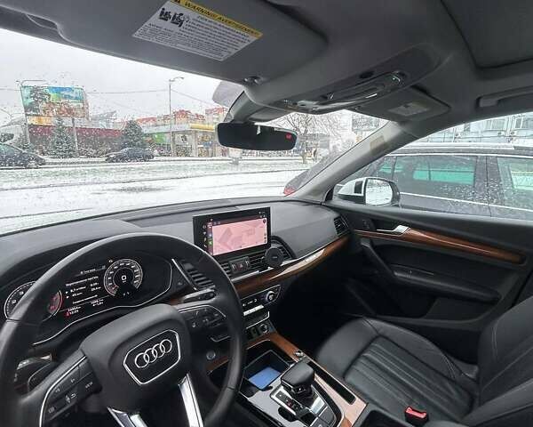 Білий Ауді Ку 5, об'ємом двигуна 1.98 л та пробігом 75 тис. км за 43900 $, фото 38 на Automoto.ua