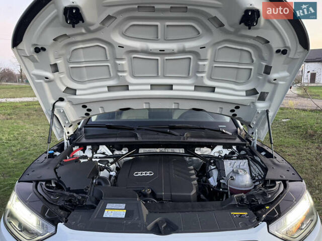 Белый Ауди Ку 5, объемом двигателя 1.98 л и пробегом 20 тыс. км за 36900 $, фото 15 на Automoto.ua