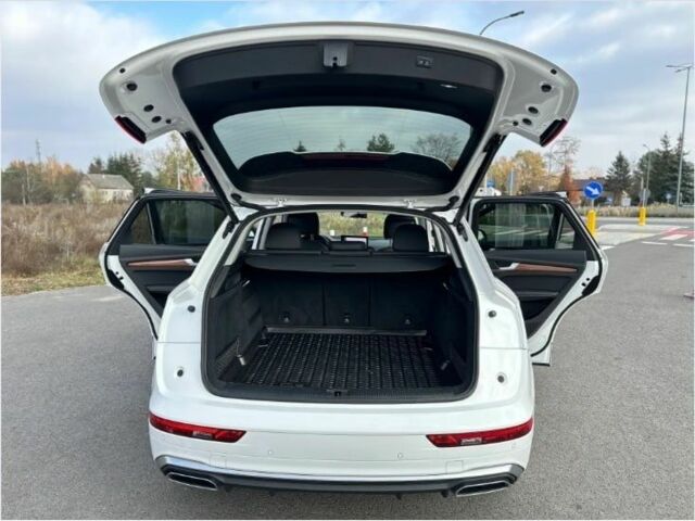 Ауди Ку 5 2023 в Ровно на Automoto.ua Белый Ауди Ку 5, объемом двигателя 2 л и пробегом 34 тыс. км за 24700 $, фото 17 на Automoto.ua