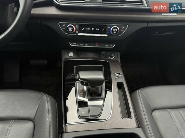 Білий Ауді Ку 5, об'ємом двигуна 1.98 л та пробігом 18 тис. км за 39500 $, фото 41 на Automoto.ua