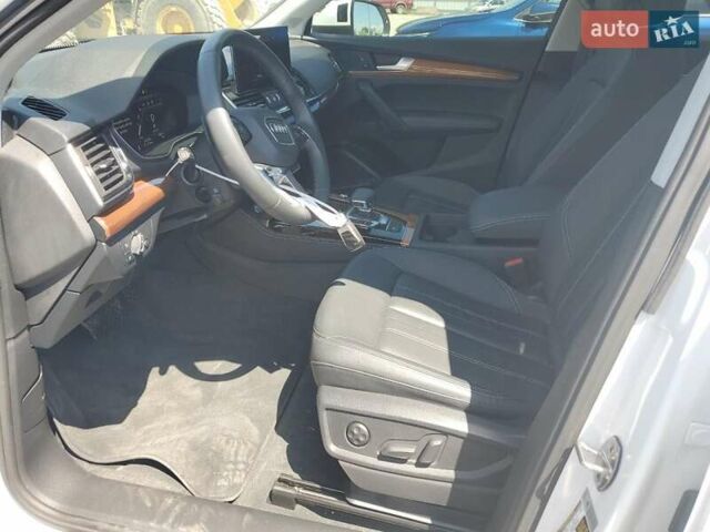 Ауди Ку 5 2023 в Луцке на Automoto.ua Белый Ауди Ку 5, объемом двигателя 2 л и пробегом 35 тыс. км за 15000 $, фото 6 на Automoto.ua