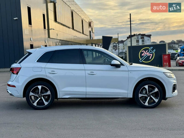 Белый Ауди Ку 5, объемом двигателя 1.98 л и пробегом 29 тыс. км за 32899 $, фото 6 на Automoto.ua