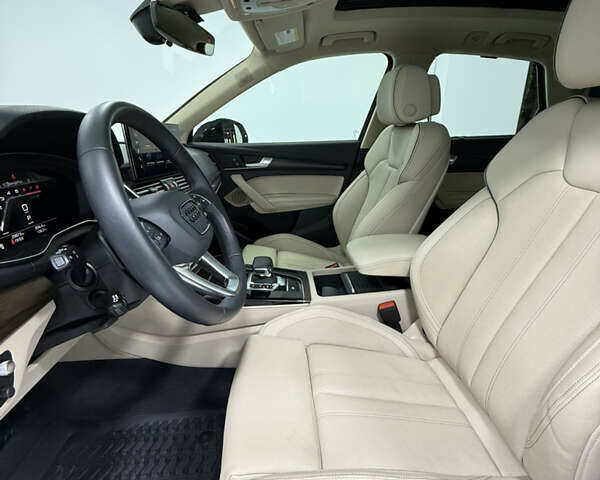 Ауди Ку 5 2023 в Одессе на Automoto.ua Белый Ауди Ку 5, объемом двигателя 1.98 л и пробегом 29 тыс. км за 44500 $, фото 17 на Automoto.ua