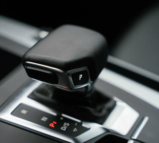 Белый Ауди Ку 5, объемом двигателя 1.98 л и пробегом 2 тыс. км за 42000 $, фото 22 на Automoto.ua