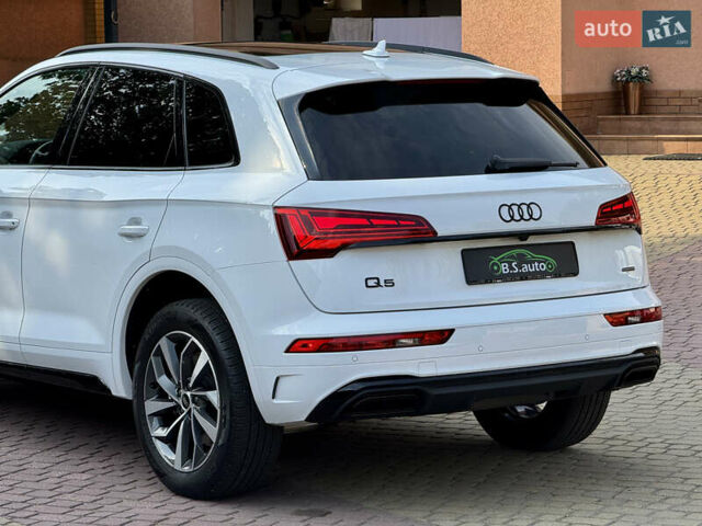 Білий Ауді Ку 5, об'ємом двигуна 2 л та пробігом 5 тис. км за 46500 $, фото 14 на Automoto.ua