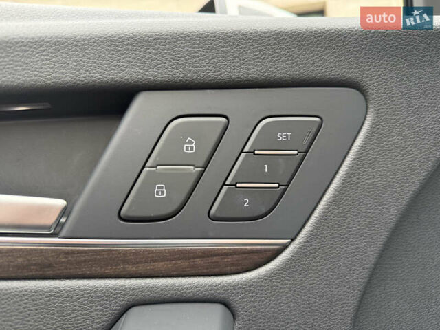 Белый Ауди Ку 5, объемом двигателя 1.98 л и пробегом 4 тыс. км за 38700 $, фото 32 на Automoto.ua