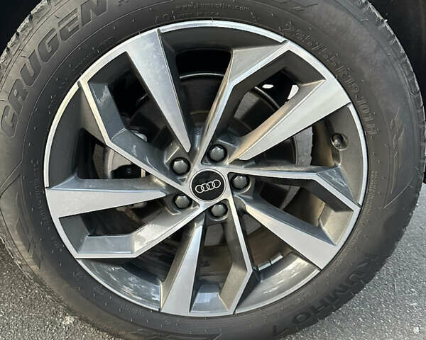 Білий Ауді Ку 5, об'ємом двигуна 1.98 л та пробігом 22 тис. км за 41777 $, фото 38 на Automoto.ua