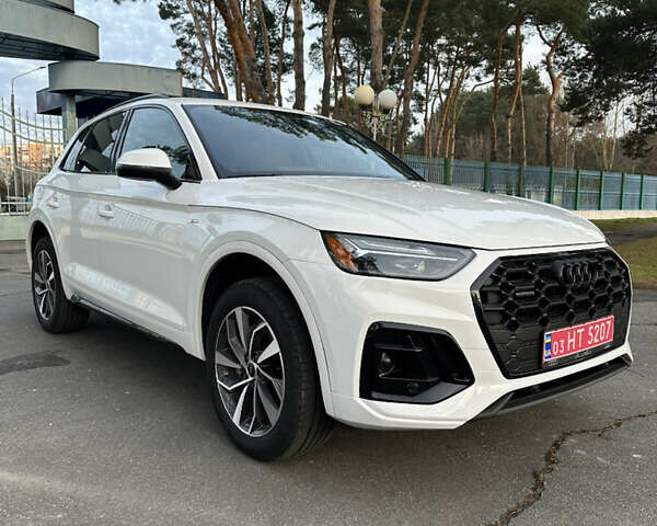 Білий Ауді Ку 5, об'ємом двигуна 1.98 л та пробігом 22 тис. км за 41777 $, фото 3 на Automoto.ua