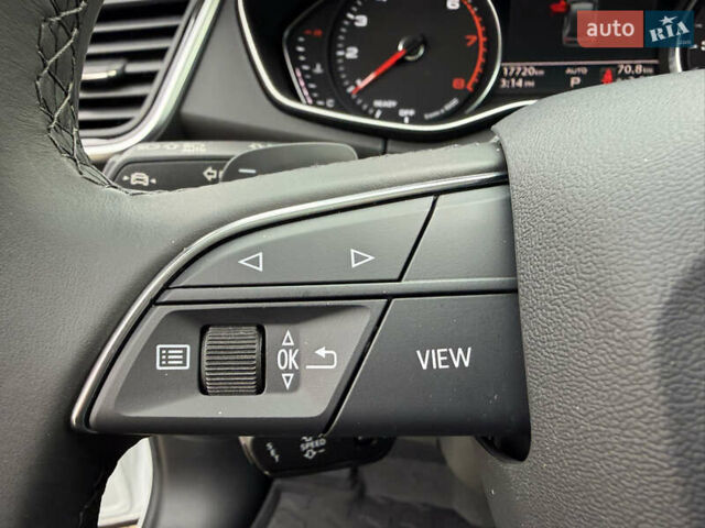 Белый Ауди Ку 5, объемом двигателя 1.98 л и пробегом 17 тыс. км за 37900 $, фото 70 на Automoto.ua