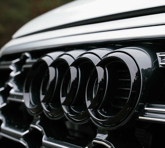 Белый Ауди Ку 5, объемом двигателя 1.98 л и пробегом 2 тыс. км за 42000 $, фото 5 на Automoto.ua