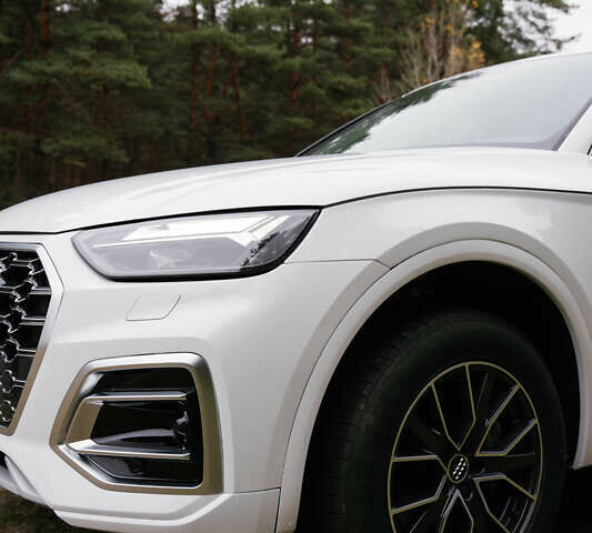 Белый Ауди Ку 5, объемом двигателя 1.98 л и пробегом 2 тыс. км за 42000 $, фото 7 на Automoto.ua