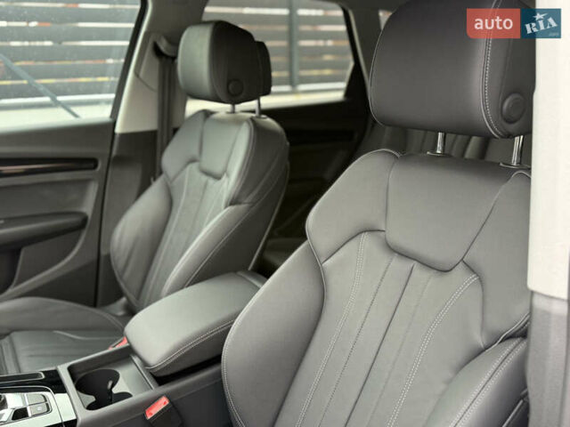 Белый Ауди Ку 5, объемом двигателя 1.98 л и пробегом 17 тыс. км за 37900 $, фото 48 на Automoto.ua