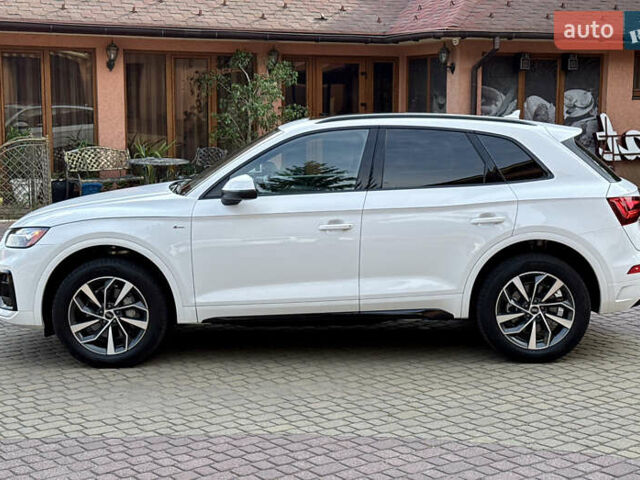 Білий Ауді Ку 5, об'ємом двигуна 2 л та пробігом 5 тис. км за 46500 $, фото 9 на Automoto.ua