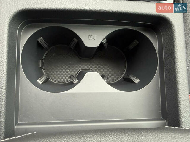 Белый Ауди Ку 5, объемом двигателя 1.98 л и пробегом 17 тыс. км за 37900 $, фото 79 на Automoto.ua