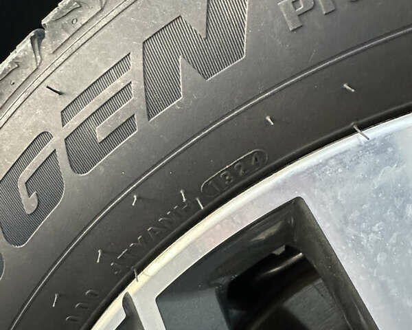 Білий Ауді Ку 5, об'ємом двигуна 1.98 л та пробігом 22 тис. км за 41777 $, фото 39 на Automoto.ua