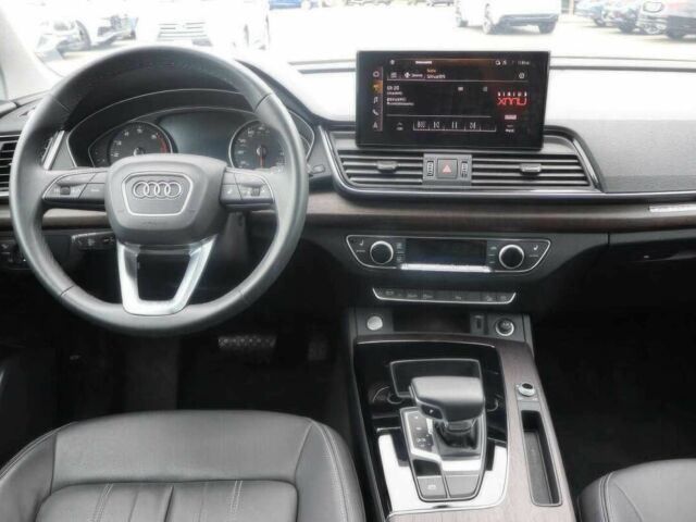 Білий Ауді Ку 5, об'ємом двигуна 2 л та пробігом 18 тис. км за 19800 $, фото 8 на Automoto.ua