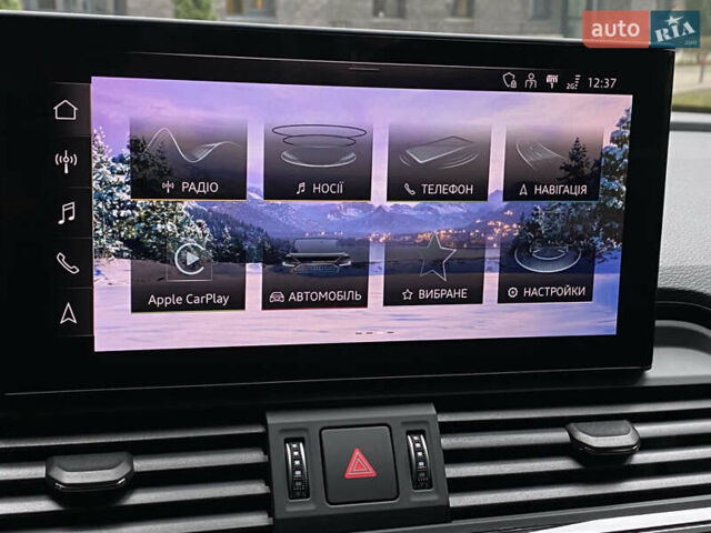 Белый Ауди Ку 5, объемом двигателя 2 л и пробегом 4 тыс. км за 34700 $, фото 38 на Automoto.ua