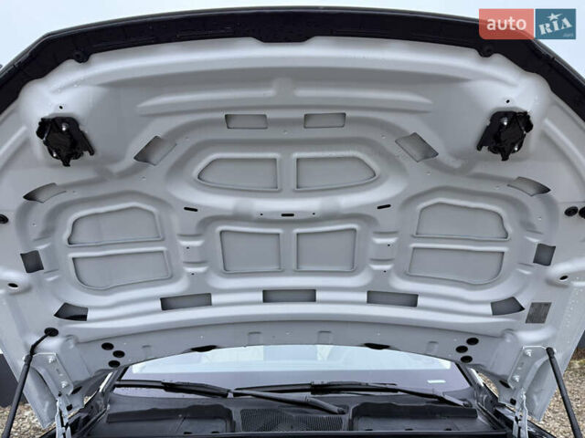 Белый Ауди Ку 5, объемом двигателя 1.98 л и пробегом 21 тыс. км за 38900 $, фото 100 на Automoto.ua