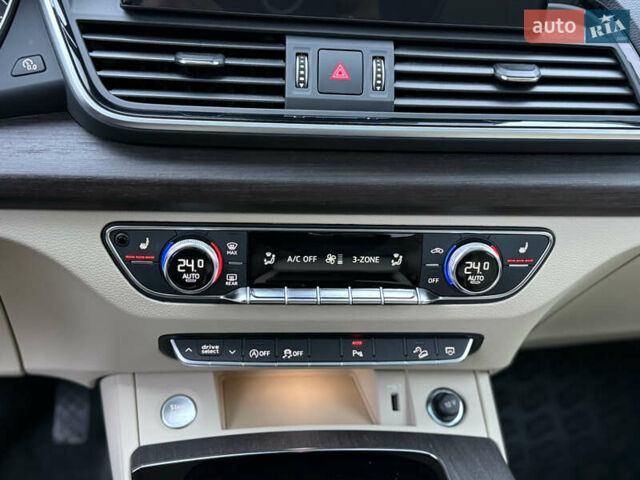 Белый Ауди Ку 5, объемом двигателя 1.98 л и пробегом 21 тыс. км за 38900 $, фото 85 на Automoto.ua