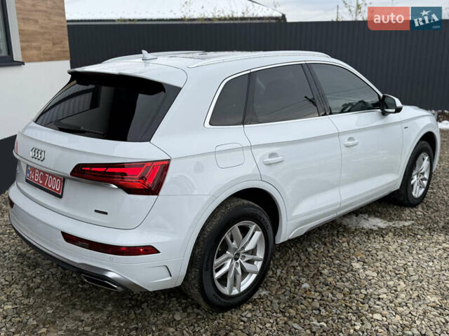 Белый Ауди Ку 5, объемом двигателя 1.98 л и пробегом 17 тыс. км за 37900 $, фото 19 на Automoto.ua