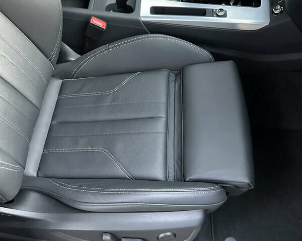 Білий Ауді Ку 5, об'ємом двигуна 1.98 л та пробігом 22 тис. км за 41777 $, фото 22 на Automoto.ua