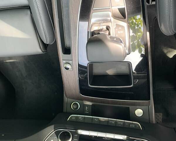 Білий Ауді Ку 5, об'ємом двигуна 1.98 л та пробігом 6 тис. км за 46900 $, фото 17 на Automoto.ua