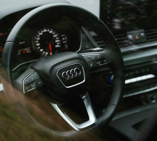 Белый Ауди Ку 5, объемом двигателя 1.98 л и пробегом 2 тыс. км за 42000 $, фото 20 на Automoto.ua