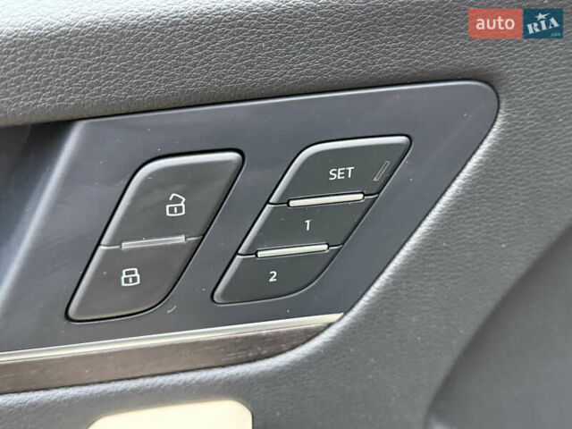 Белый Ауди Ку 5, объемом двигателя 1.98 л и пробегом 21 тыс. км за 38900 $, фото 46 на Automoto.ua